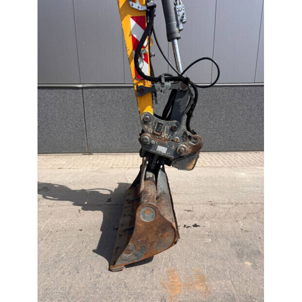 2015 Liebherr A912-46966353