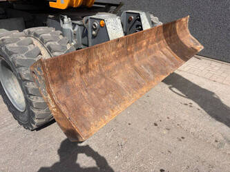 2015-liebherr-a912-46966355