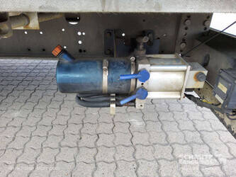 2015-schmitz-cargobull-others-1449605-46966842