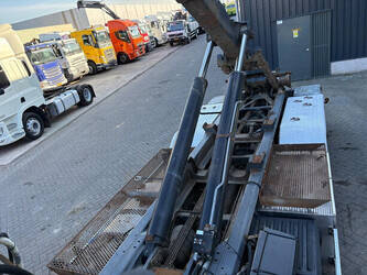 2008-volvo-fh-1449610-46967154