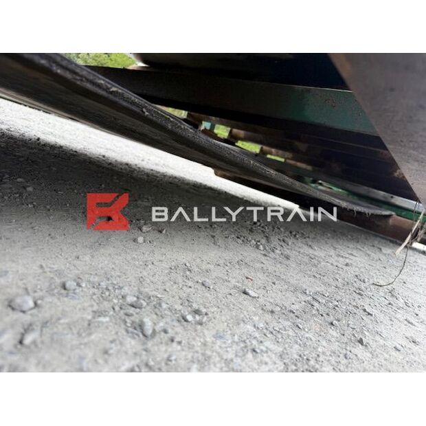 30ft Long Electric Conveyor-46974976