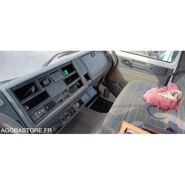 1996 رينو G230-46982688
