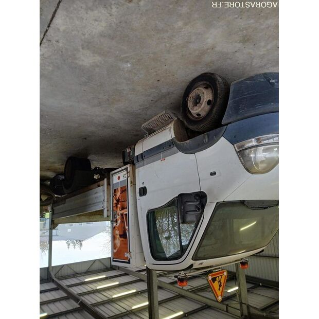 2005 Renault Mascott-46982793