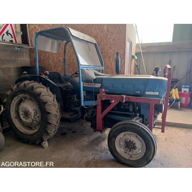 1966 فورد Dexta-46983026