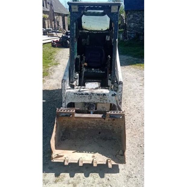 بوبكات 463-46983086