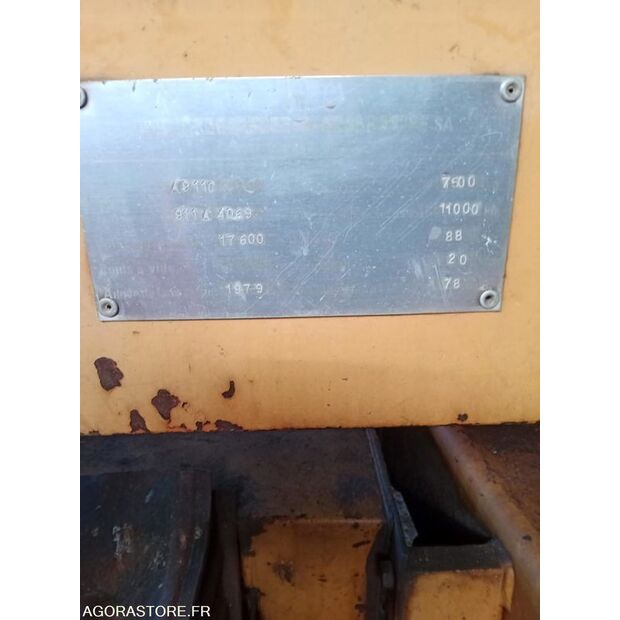 1979 ليبهير 911-46983135