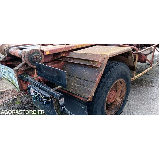1994 Renault C300-46983204
