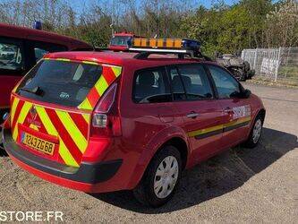 2007-renault-megane-1449762-46983294