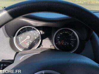 2007-renault-megane-1449762-46983298