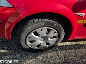 2007-renault-megane-1449762-46983311