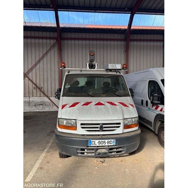 2003 رينو Mascott-46983370