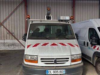 2003-renault-mascott-1449765-46983370