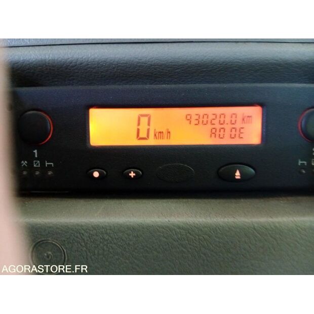 2003 رينو Mascott-46983381