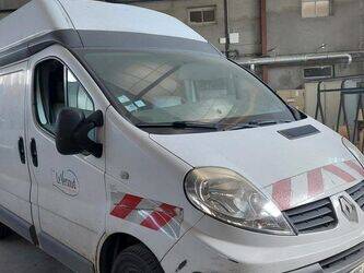 2007-renault-trafic-1449770-46983489