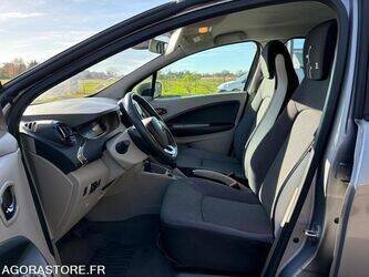 2015-renault-zoe-1449777-46983618