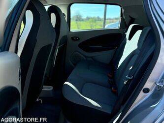 2015-renault-zoe-1449777-46983619