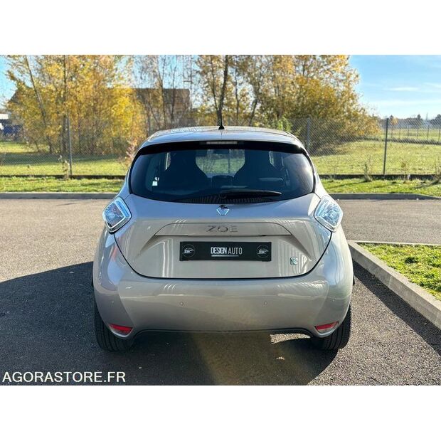 2015 رينو ZOE-46983627