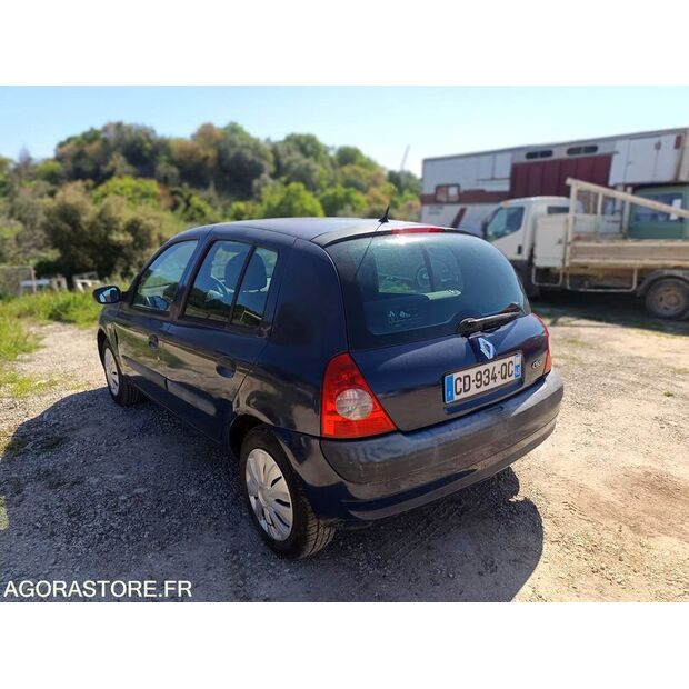 2004 Renault Clio-46983746