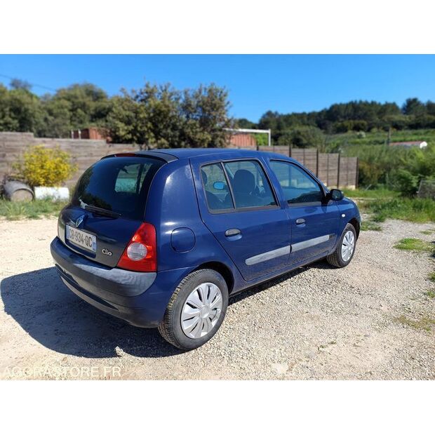 2004 Renault Clio-46983748