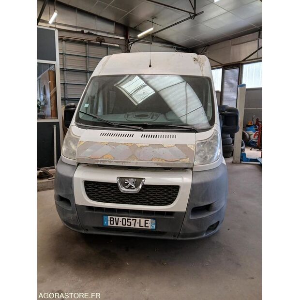 2011 Peugeot BOXER-46983894
