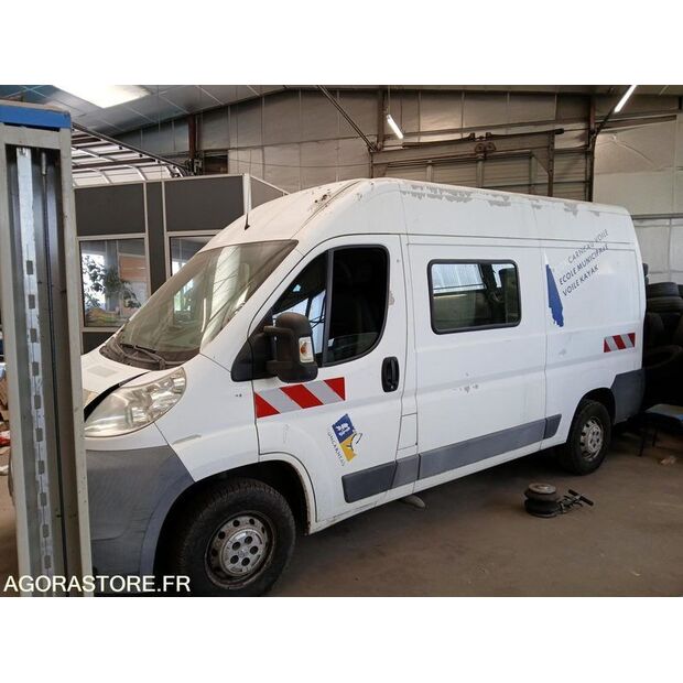 2011 Peugeot BOXER-46983896