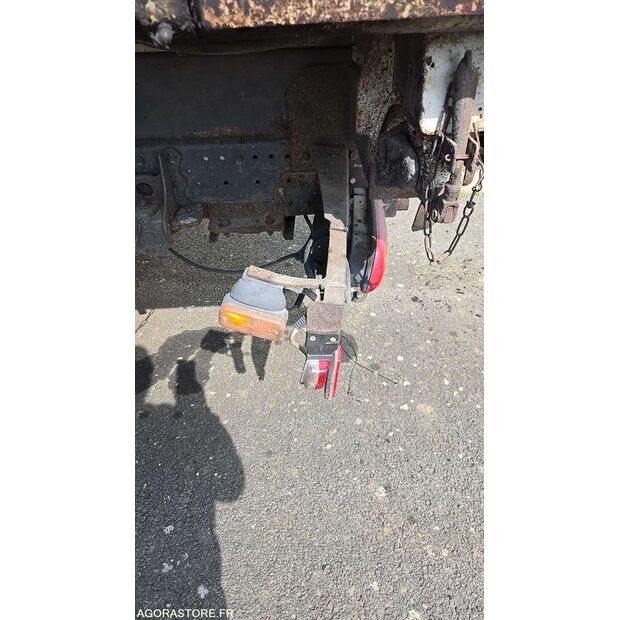 2001 Renault Midlum-46983999