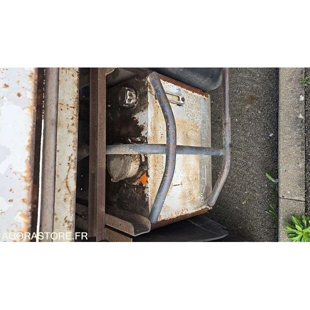 2001 Renault Midlum-46984000