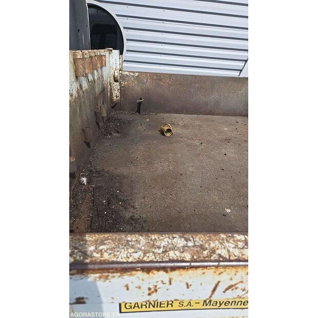 2001 Renault Midlum-46984011