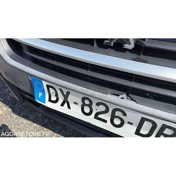 2015 Peugeot PARTNER-46984057