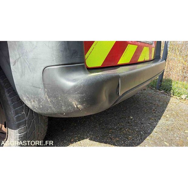 2015 Peugeot PARTNER-46984058