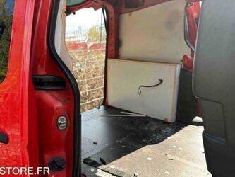 2015-peugeot-partner-1449794-46984061