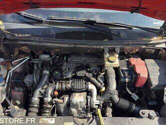 2015-peugeot-partner-1449794-46984065