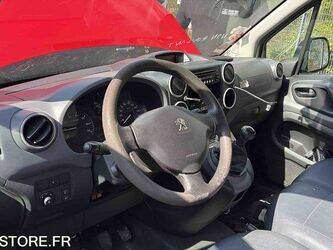 2015-peugeot-partner-1449794-46984073