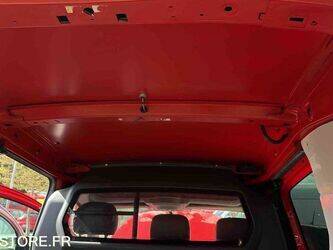 2015-peugeot-partner-1449794-46984076