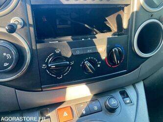 2015-peugeot-partner-1449794-46984081