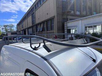 2004-renault-kangoo-1449802-46984263