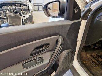 2019-dacia-duster-1449814-46984696