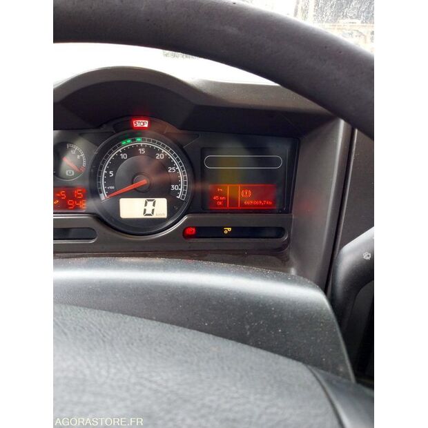 2010 رينو PREMIUM-46984820