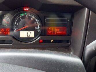 2010-renault-premium-1449816-46984820