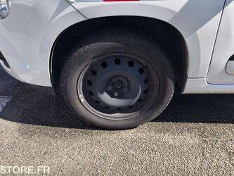 2017-fiat-500-1449817-46984860