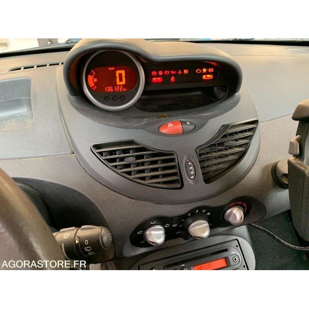 2011 Renault Twingo-46984893