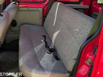 2003-renault-kangoo-1449827-46985080