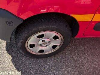 2003-renault-kangoo-1449827-46985084