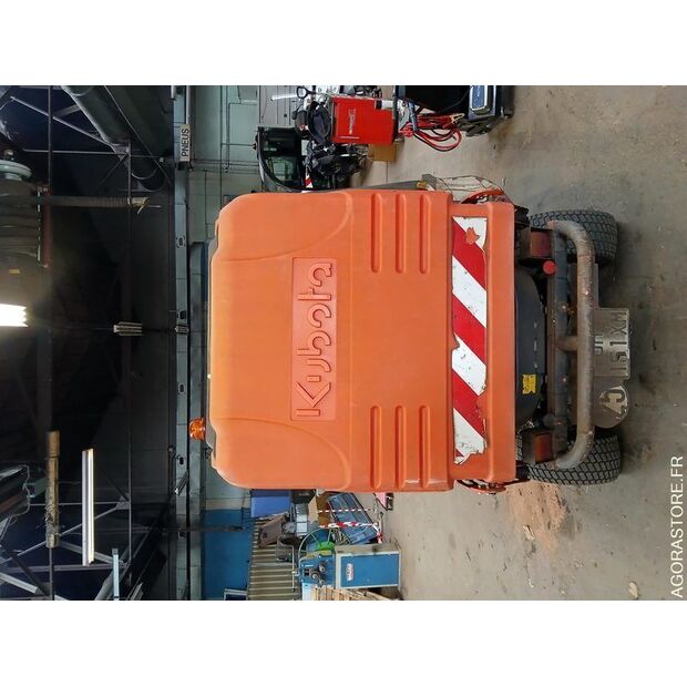 2014 KUBOTA F3890-46985125