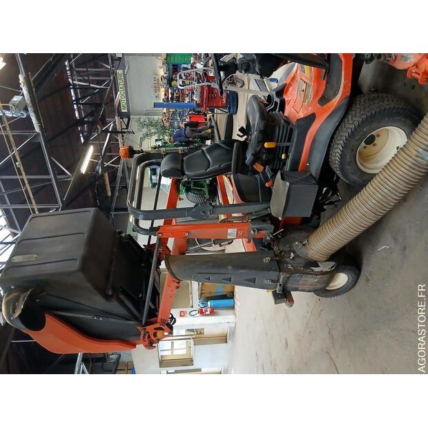 2014 KUBOTA F3890-46985132
