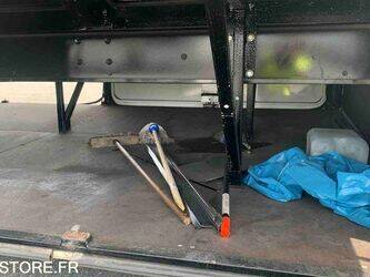 2010-man-a91-1449840-46985243