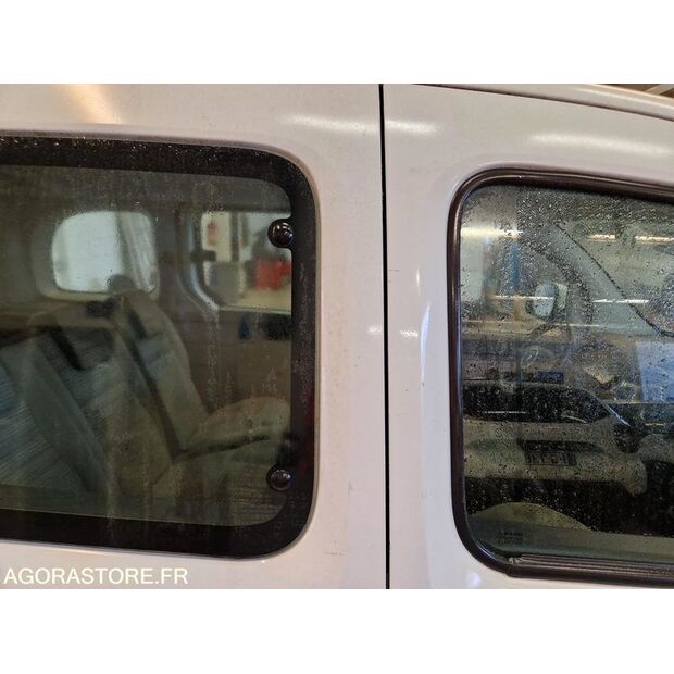 2012 رينو Kangoo-46985354