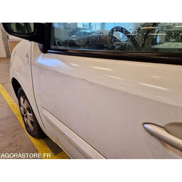 2012 رينو Kangoo-46985364