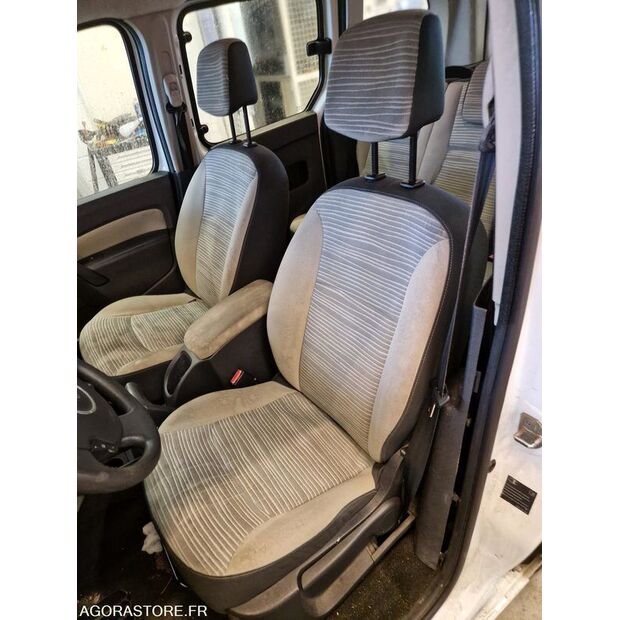 2012 رينو Kangoo-46985371