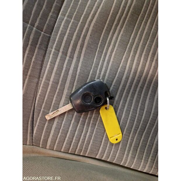 2012 رينو Kangoo-46985374